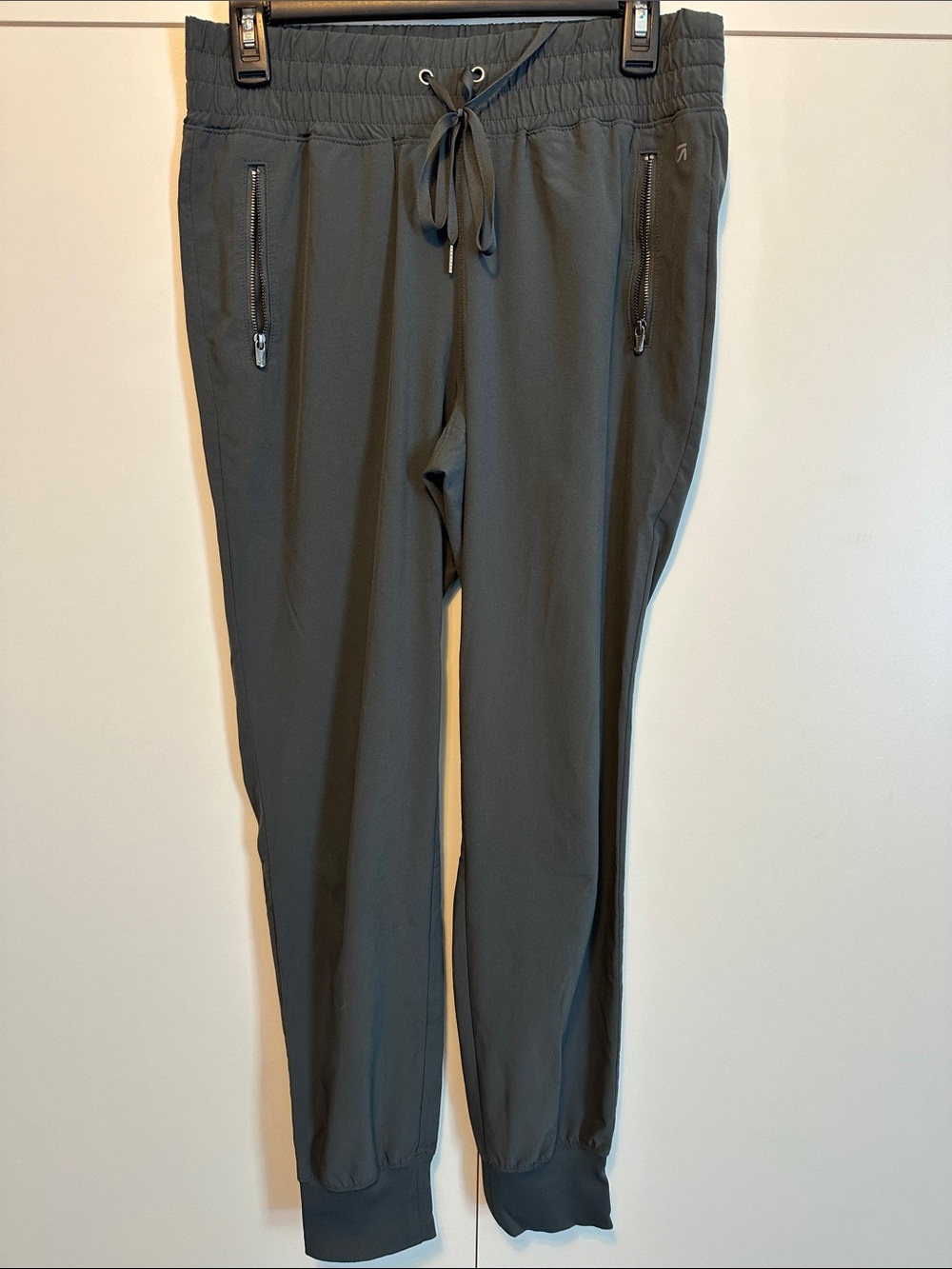 GAP Dark Gray Drawstring Zip-Pocket Joggers